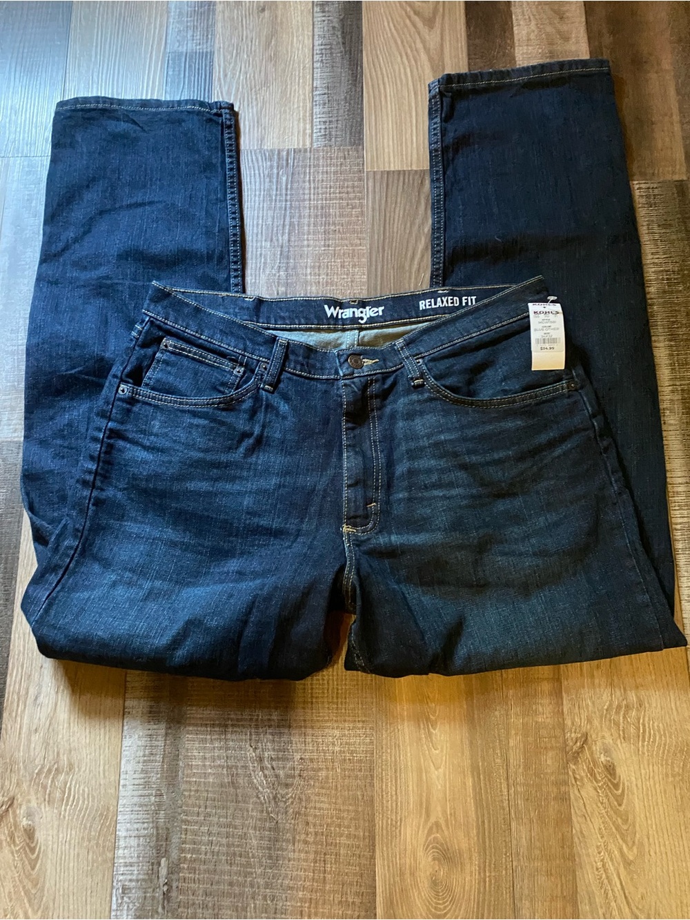 Wrangler Men's Relaxed Fit Jeans - Dark Blue